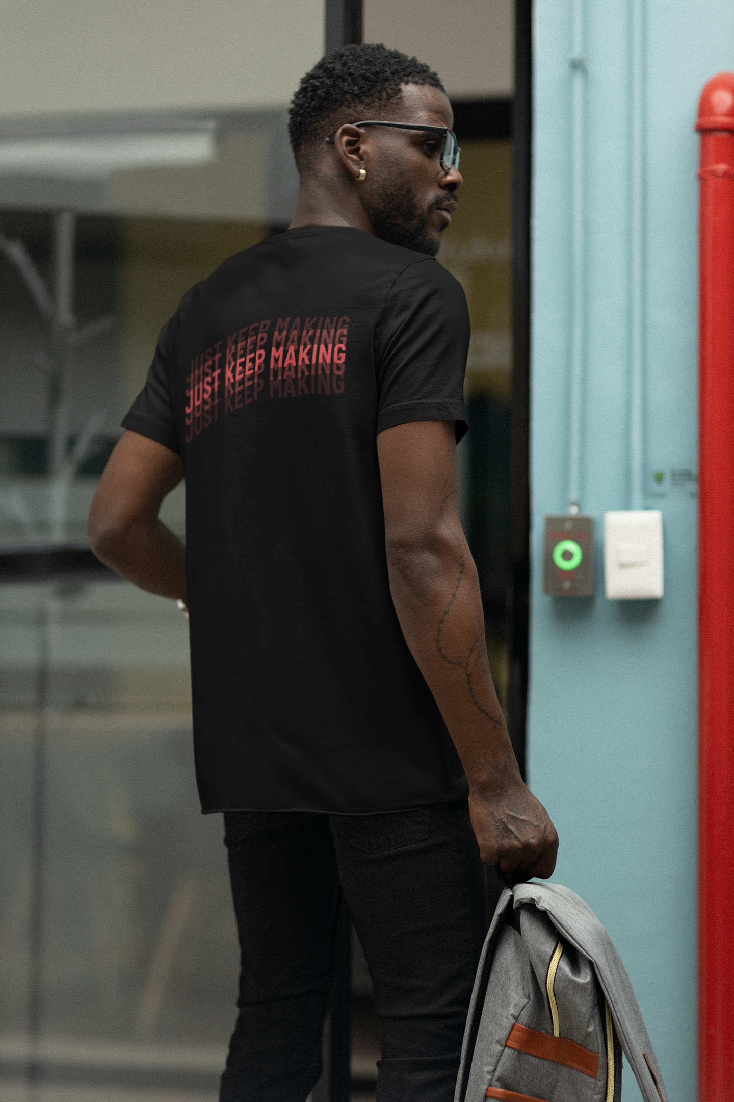 "DSGNS" T-Shirt