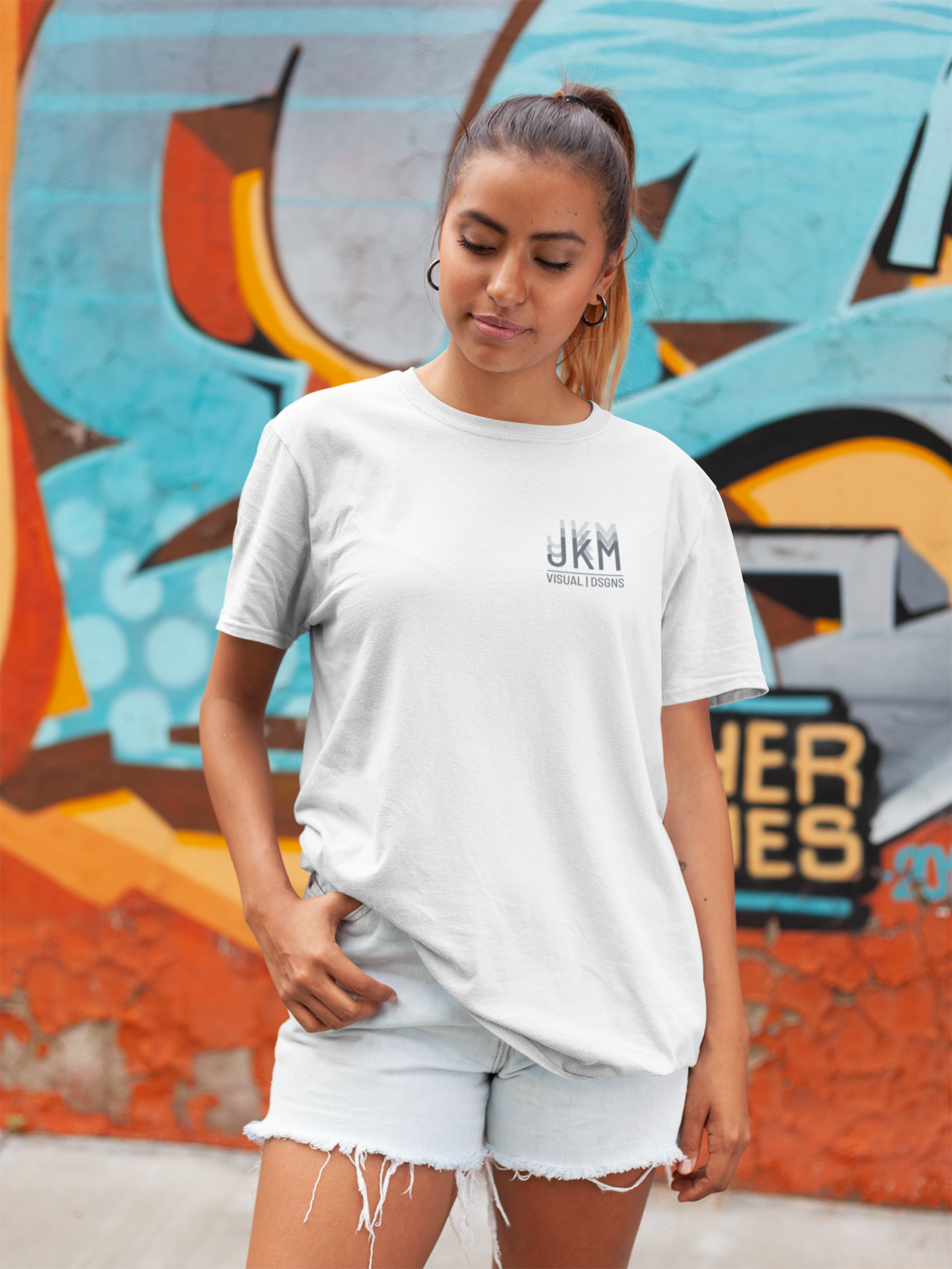 "DSGNS" T-Shirt